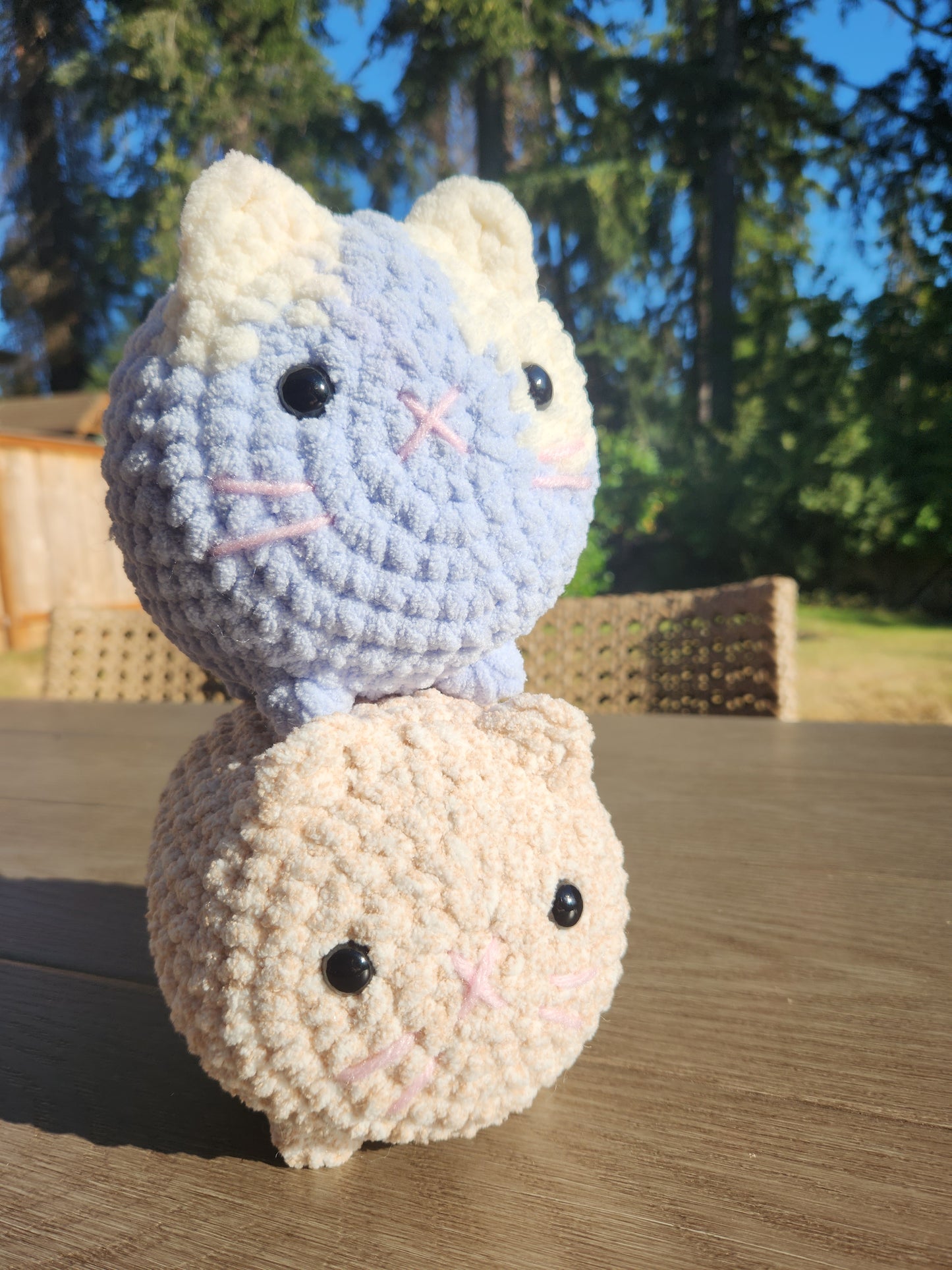 CUSTOM Solid Color Loaf Cat