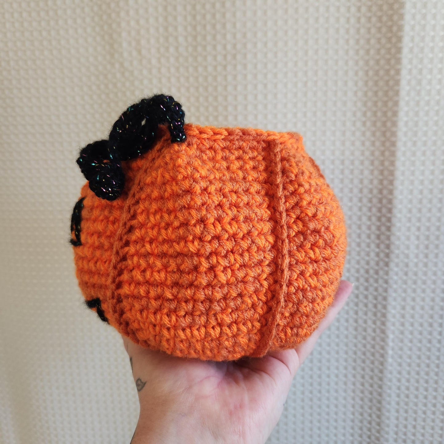 Crochet Pumpkin Hand Bag - Vintage Trick-or-Treat Bucket Themed Bag