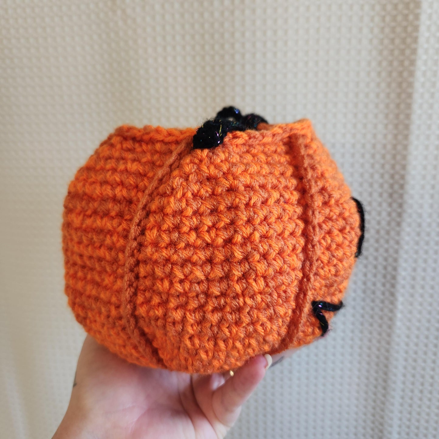 Crochet Pumpkin Hand Bag - Vintage Trick-or-Treat Bucket Themed Bag